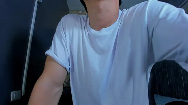 Snapshot of ElanGiraldo chatting on 07/10/26, 11:51 ElanGiraldo online show from 07/10/26, 11:51