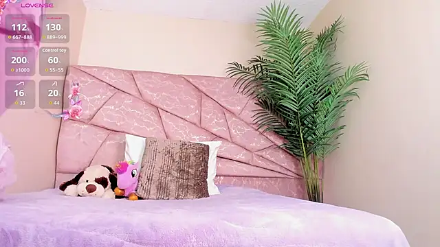  Naomi Fox  online show from 01/15/26, 01:16