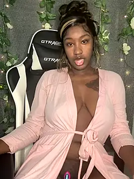 ToyaThick online show from 12/15/25, 04:55