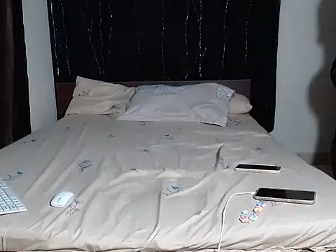 WettLyn online show from 11/13/25, 12:20