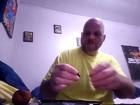 Snapshot of Slimsang69 chatting on 11/09/25, 05:39 Slimsang69 online show from 11/09/25, 05:39