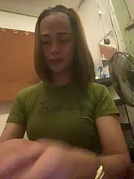 Snapshot of lustfulkatie chatting on 08/05/26, 06:33 lustfulkatie online show from 08/05/26, 06:33