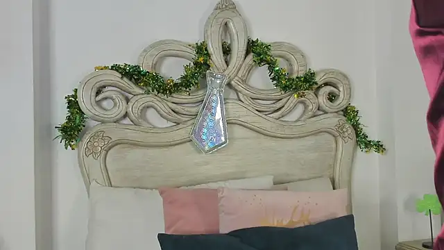 Snapshot of scarlett_smith_3 chatting on 03/18/26, 03:31 scarlett smith 3 online show from 03/18/26, 03:31