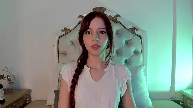 Snapshot of scarlett_smith_3 chatting on 04/02/26, 02:31 scarlett smith 3 online show from 04/02/26, 02:31