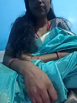 Snapshot of Nisha_Hindi chatting on 11/09/25, 12:03 Nisha Hindi online show from 11/09/25, 12:03