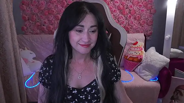 Snapshot of CarolinaaFoxyyy chatting on 05/24/26, 06:57 CarolinaaFoxyyy online show from 05/24/26, 06:57