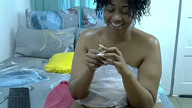 HipsDontLieX95 online show from 12/15/25, 11:58