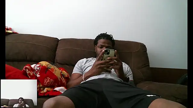 Snapshot of Mr_Sirthedom chatting on 05/14/26, 08:15 Mr Sirthedom online show from 05/14/26, 08:15