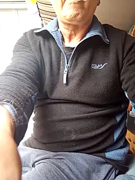 andy-1961 online show from 11/30/25, 12:42