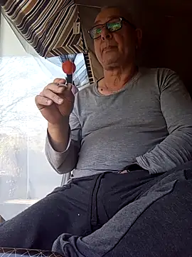 andy-1961 online show from 02/25/26, 12:37