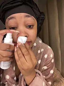 Nisha 102 online show from 04/10/26, 01:44