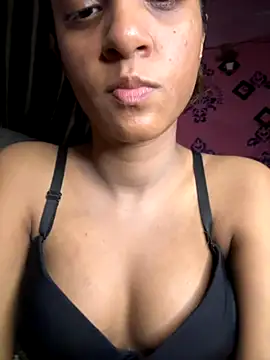 Snapshot of Your___Moonlight chatting on 11/30/25, 07:51 Your Moonlight online show from 11/30/25, 07:51