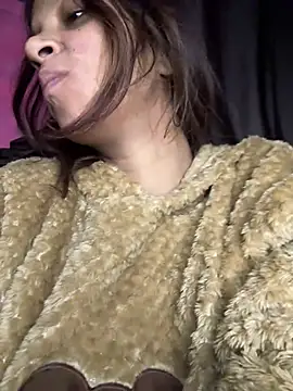 Snapshot of Your___Moonlight chatting on 01/18/26, 08:12 Your Moonlight online show from 01/18/26, 08:12