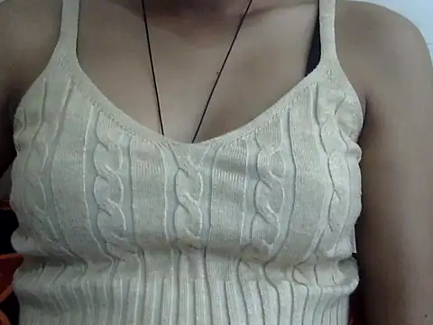 SEXY PRIYA83 online show from 02/18/26, 05:03