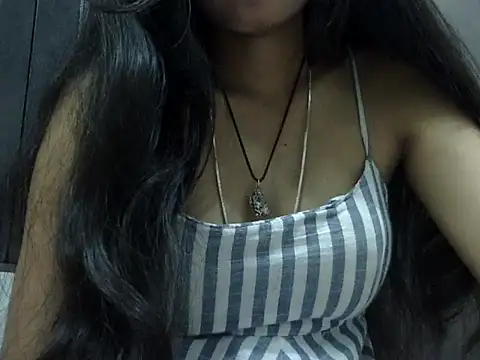 Snapshot of SEXY_PRIYA83 chatting on 04/01/26, 01:41 SEXY PRIYA83 online show from 04/01/26, 01:41
