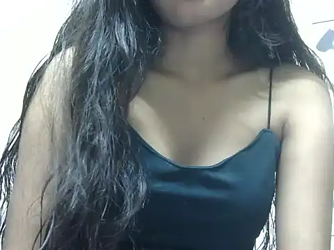 Snapshot of SEXY_PRIYA83 chatting on 04/25/26, 12:41 SEXY PRIYA83 online show from 04/25/26, 12:41