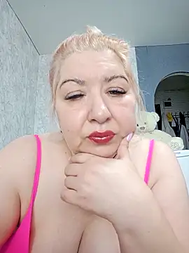 Snapshot of URALS-BOOBS chatting on 02/15/26, 11:30 URALS-BOOBS online show from 02/15/26, 11:30