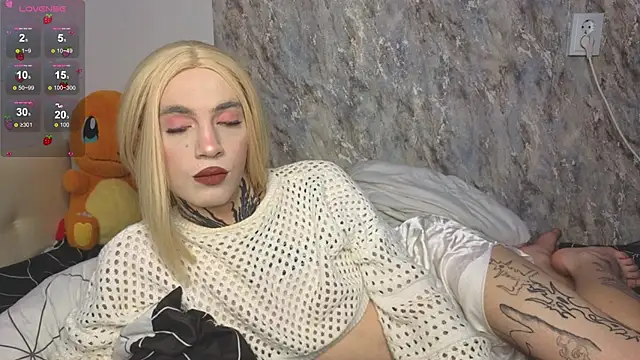 Snapshot of 1lola4ka chatting on 11/10/25, 07:07 1lola4ka online show from 11/10/25, 07:07