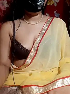 Snapshot of HotGirl23231 chatting on 03/08/26, 05:28 HotGirl23231 online show from 03/08/26, 05:28