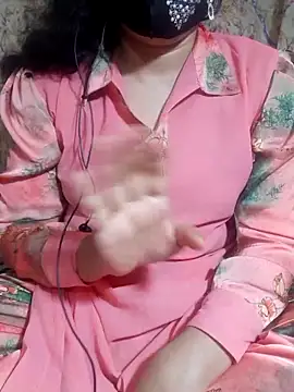 Snapshot of HotGirl23231 chatting on 03/14/26, 06:35 HotGirl23231 online show from 03/14/26, 06:35