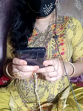 Snapshot of HotGirl23231 chatting on 05/30/26, 06:27 HotGirl23231 online show from 05/30/26, 06:27