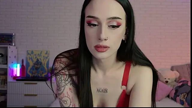 Darineko  online show from 11/28/25, 05:32