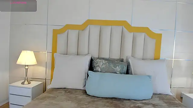 sofiaivanova online show from 01/07/26, 03:42