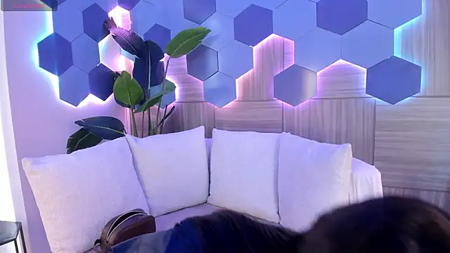 sofiaivanova online show from 02/14/26, 03:36