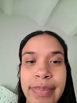 Snapshot of kyliecastell chatting on 11/16/25, 03:50 kyliecastell online show from 11/16/25, 03:50