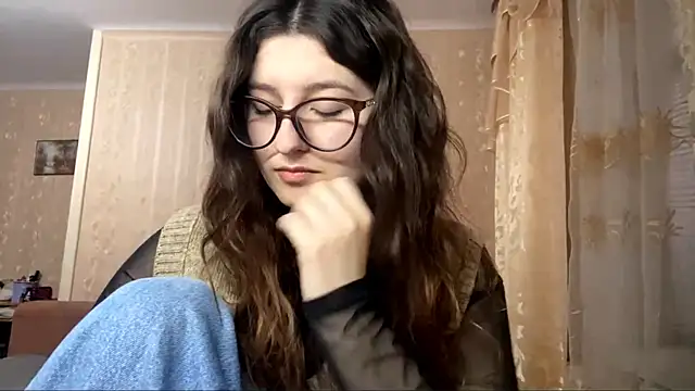 DonnieBooton online show from 11/11/25, 01:44