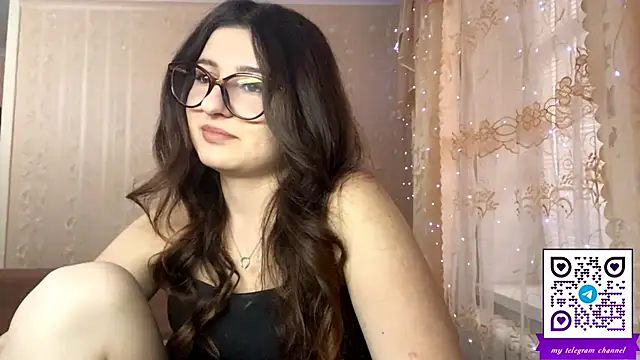 Snapshot of DonnieBooton chatting on 04/09/26, 02:22 DonnieBooton online show from 04/09/26, 02:22