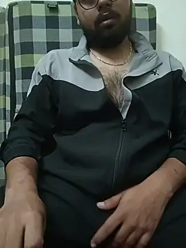 MrToxxic online show from 11/28/25, 02:42