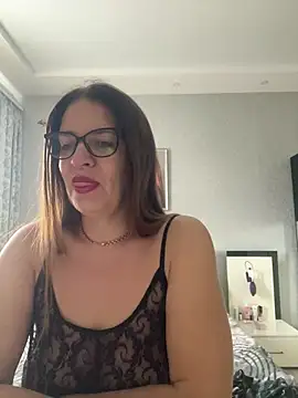 Snapshot of Milana8263 chatting on 04/11/26, 06:18 Milana8263 online show from 04/11/26, 06:18