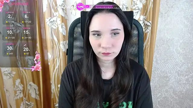 Snapshot of KateForYou chatting on 11/20/25, 11:32 KateForYou online show from 11/20/25, 11:32