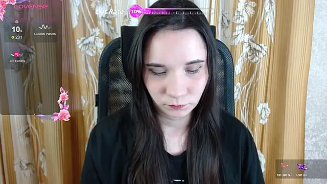 Snapshot of KateForYou chatting on 11/27/25, 10:28 KateForYou online show from 11/27/25, 10:28