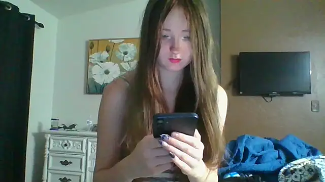 Snapshot of Kayluvs88 chatting on 04/29/26, 04:16 Kayluvs88 online show from 04/29/26, 04:16