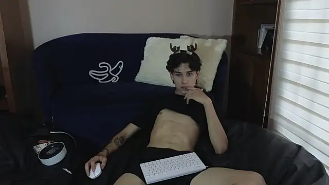 Derekswan online show from 12/02/25, 09:43