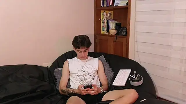 Derekswan online show from 06/04/26, 12:38