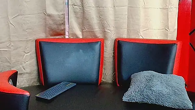 KATY LOWERY online show from 12/22/25, 03:58