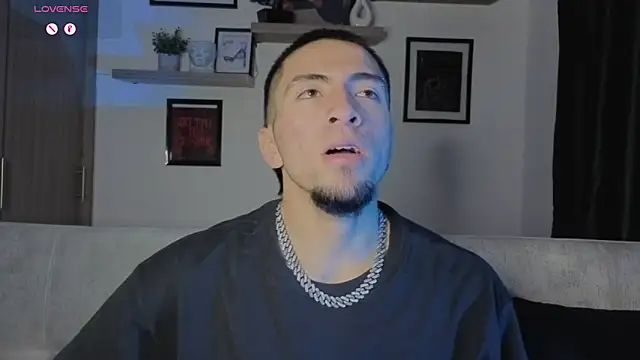 AresMassimoX online show from 11/23/25, 05:07