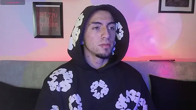 AresMassimoX online show from 12/23/25, 05:38