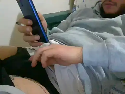 Snapshot of Malessere1922 chatting on 11/21/25, 12:10 Malessere1922 online show from 11/21/25, 12:10