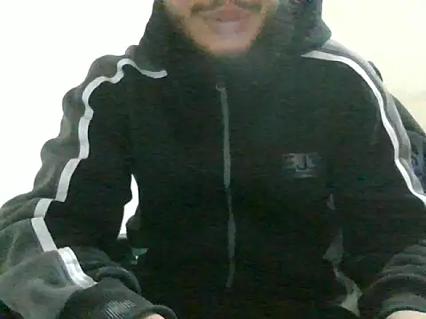 Snapshot of Malessere1922 chatting on 12/02/25, 08:26 Malessere1922 online show from 12/02/25, 08:26