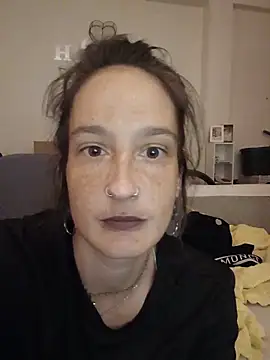 Snapshot of AnonymeCmoi chatting on 06/07/26, 10:02 AnonymeCmoi online show from 06/07/26, 10:02