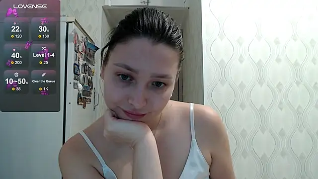 Snapshot of your__gena chatting on 04/06/26, 04:19 your gena online show from 04/06/26, 04:19