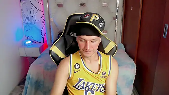 Lucifer go online show from 11/12/25, 09:25