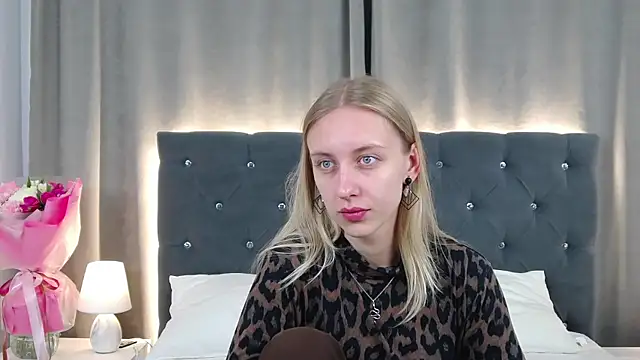 RachaelCute online show from 05/31/26, 03:58