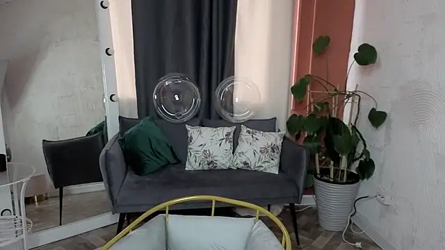 Annie Way online show from 03/13/26, 04:30