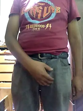 Snapshot of Kikke2025 chatting on 04/12/26, 07:35 Kikke2025 online show from 04/12/26, 07:35