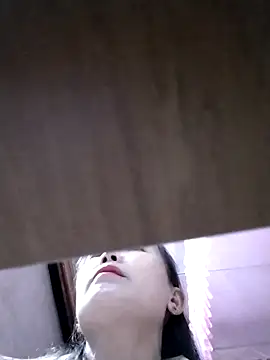 Feeling-hot online show from 11/29/25, 11:24